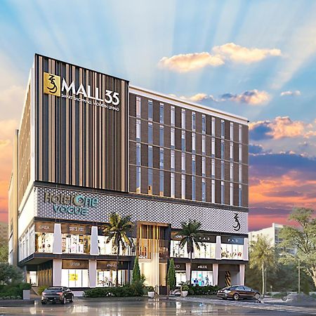 Hotel One Vogue Mall 35 Равалпинди Экстерьер фото